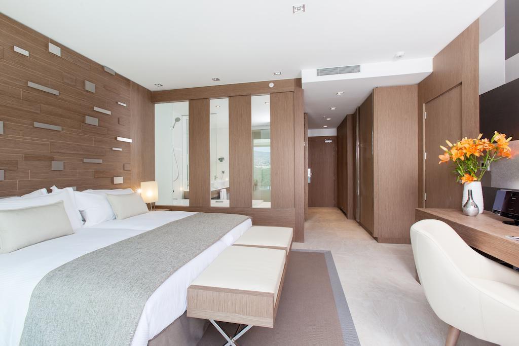 The Oasis By Don Carlos (adults Only) Hotel Marbella