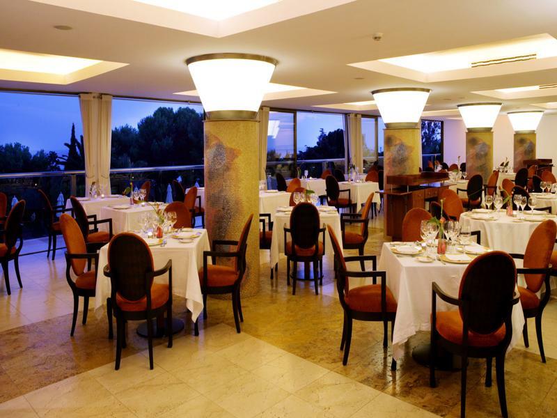 Hotel The Oasis By Don Carlos (adults Only)